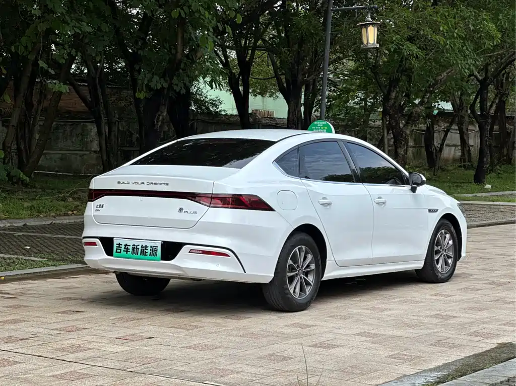 BYD Qin PLUS — фото 7