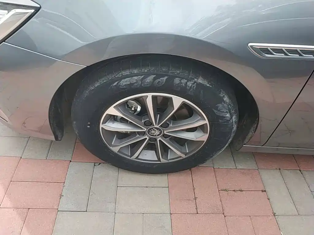 BYD Qin PLUS — фото 23