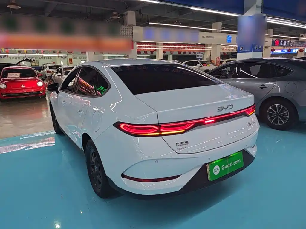 BYD Qin PLUS — фото 5