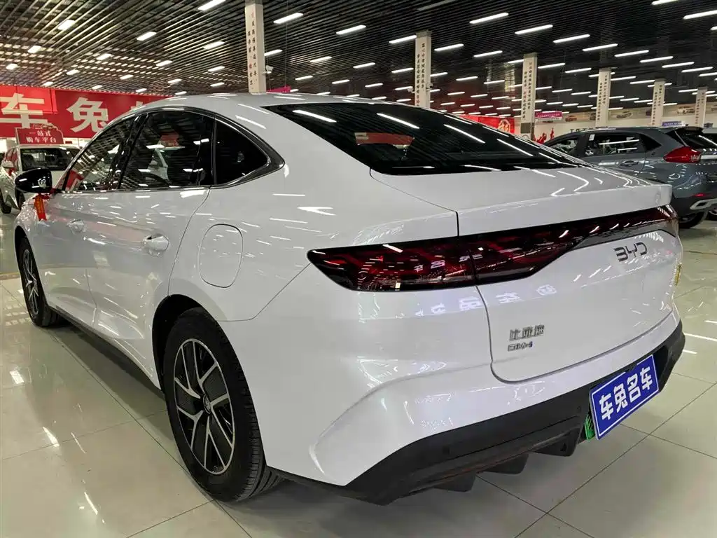 BYD Qin L — фото 7