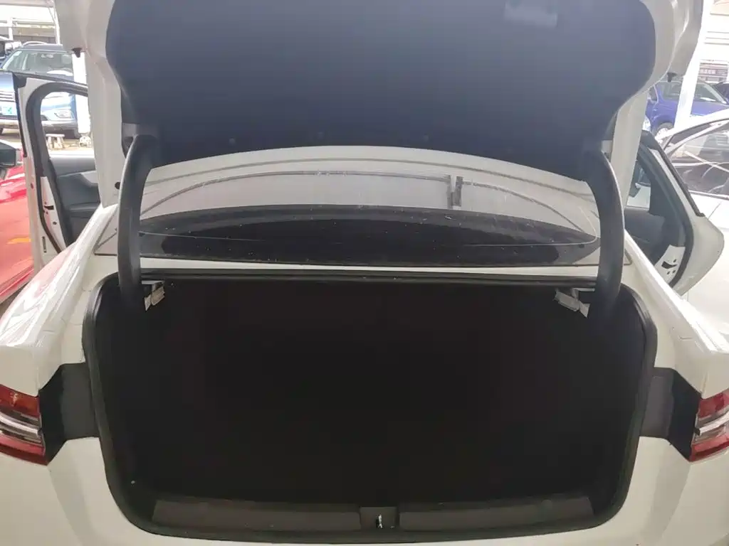 BYD Qin Pro — фото 19