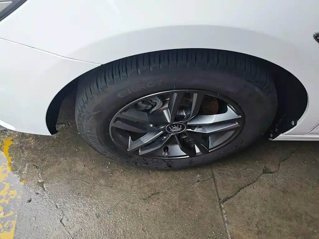 BYD Qin Pro — фото 23