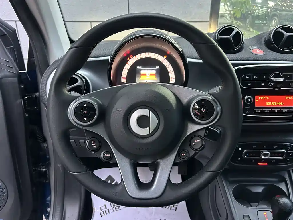 smart Smart Fortwo — фото 10