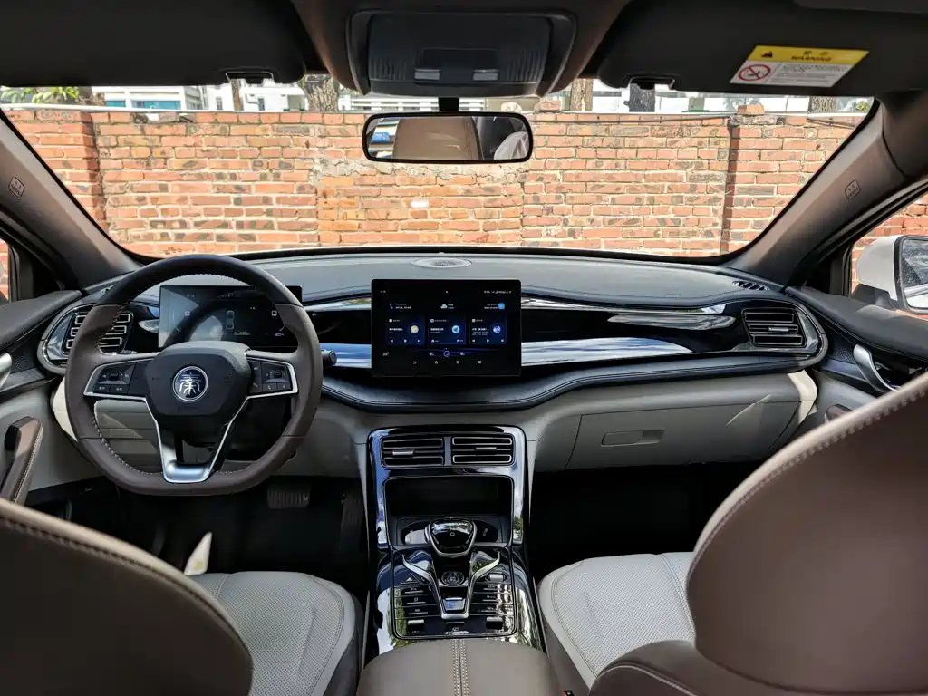 BYD Qin PLUS — фото 14