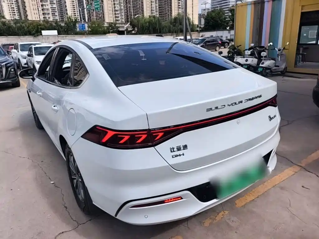 BYD Qin PLUS — фото 5