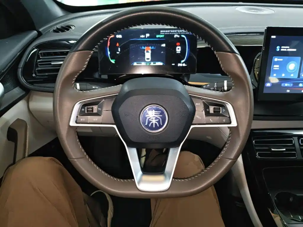 BYD Qin PLUS — фото 11