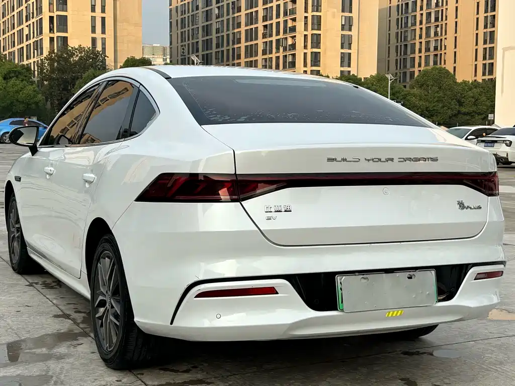 BYD Qin PLUS — фото 13