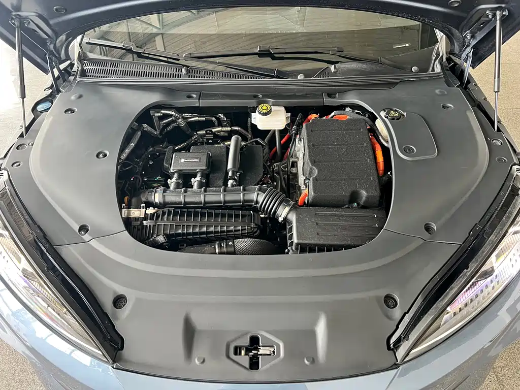 BYD Seal 07 DM-i — фото 17