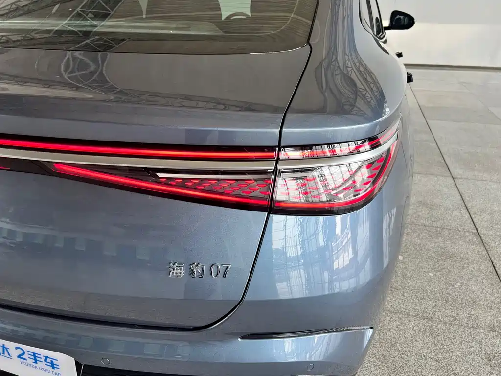 BYD Seal 07 DM-i — фото 7
