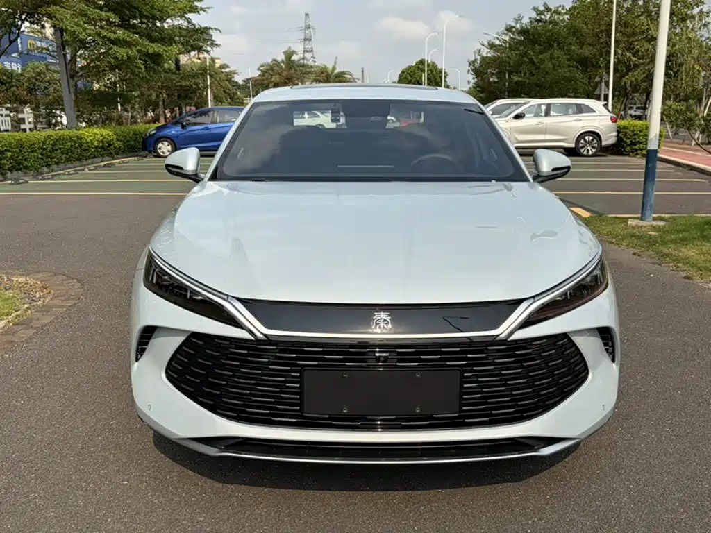 BYD Qin L — фото 23