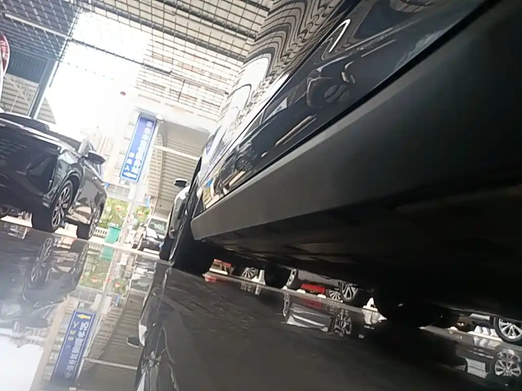 BYD Qin L — фото 19
