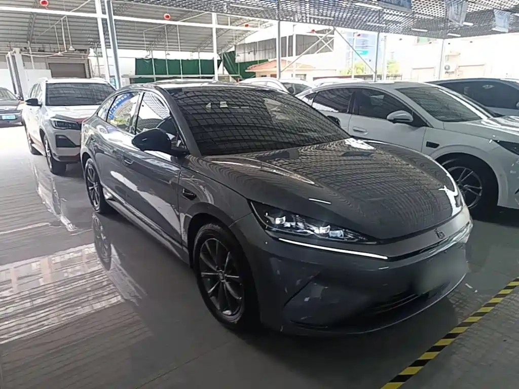 BYD Qin L — фото 22