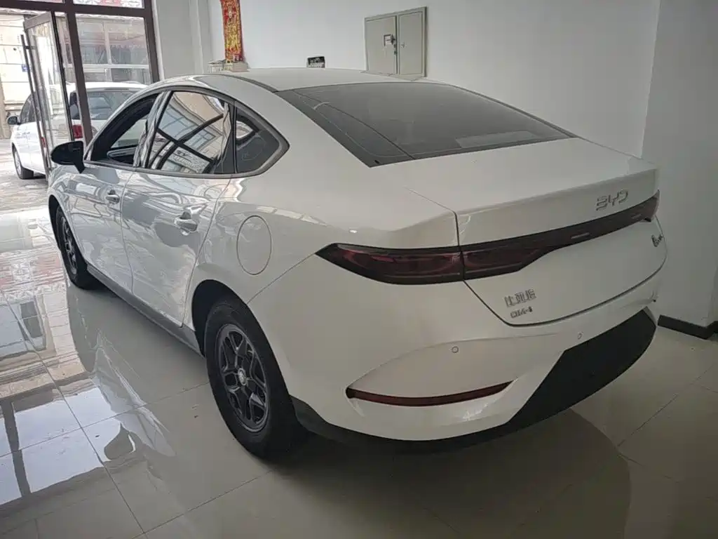 BYD Qin PLUS — фото 5