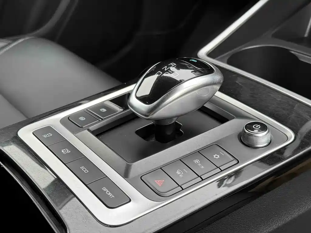BYD Qin NEV — фото 10