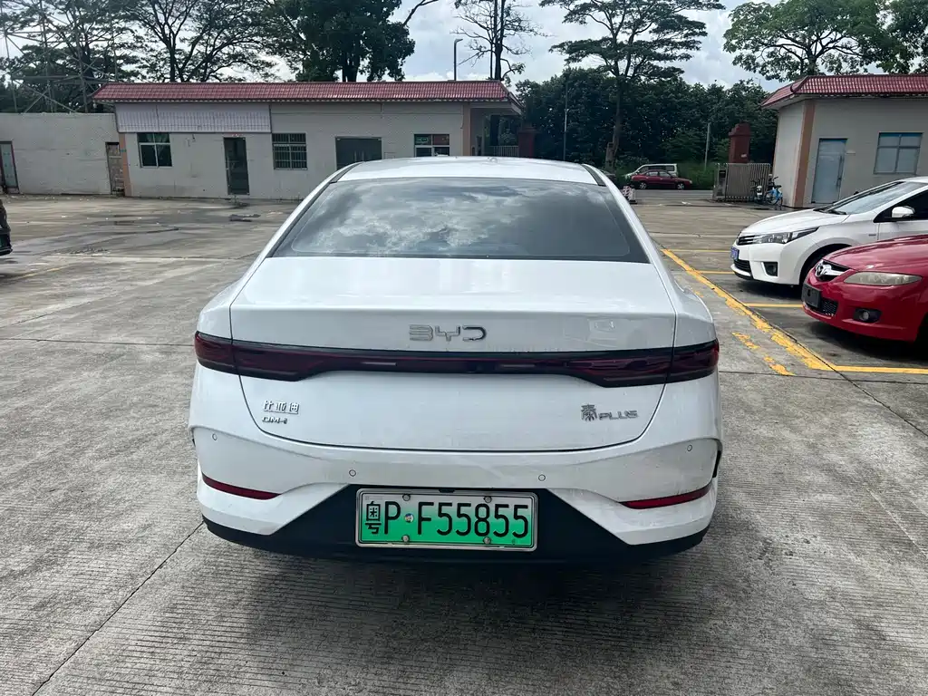 BYD Qin PLUS — фото 8