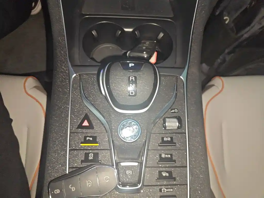 BYD Qin PLUS — фото 14