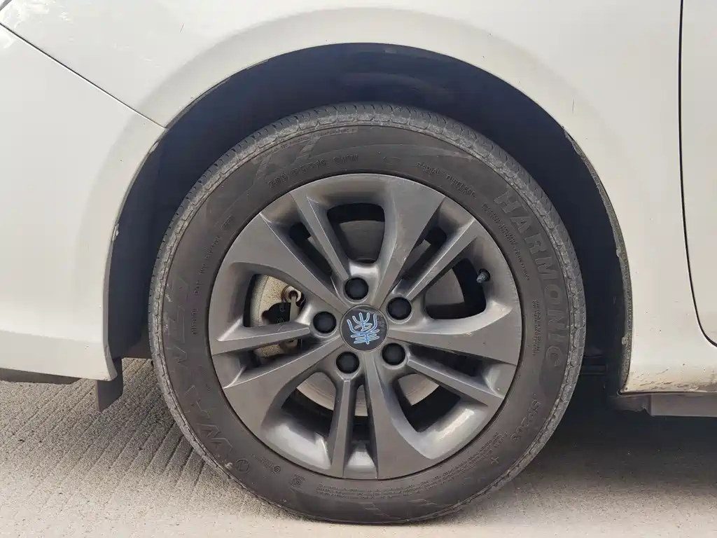 BYD Qin NEV — фото 15