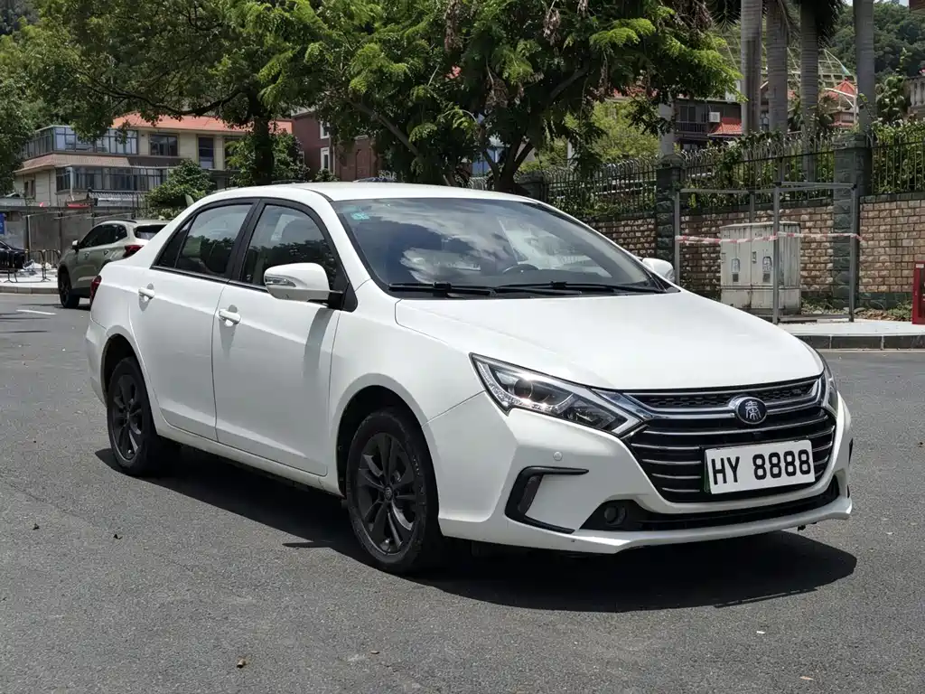 BYD Qin NEV — фото 3