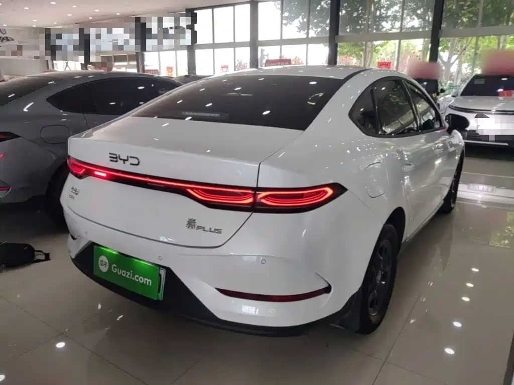 BYD Qin PLUS — фото 7