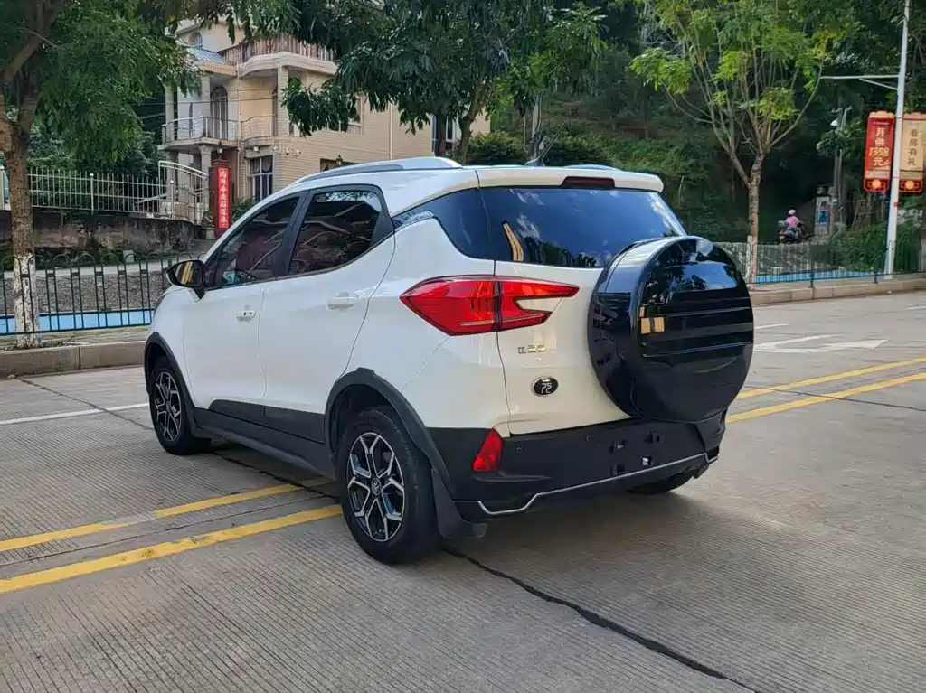 BYD Yuan Pro — фото 10