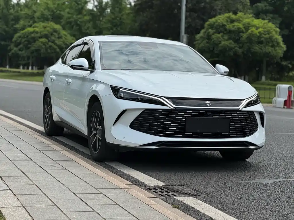BYD Qin L — фото 3