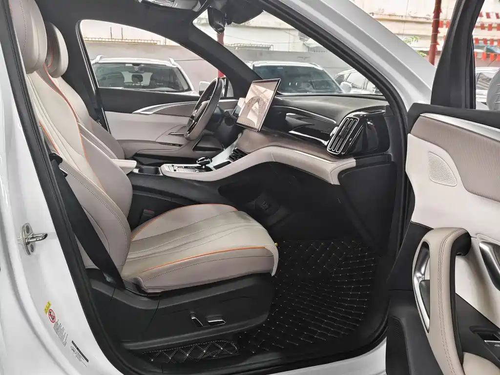 BYD Pro New Energy — фото 7