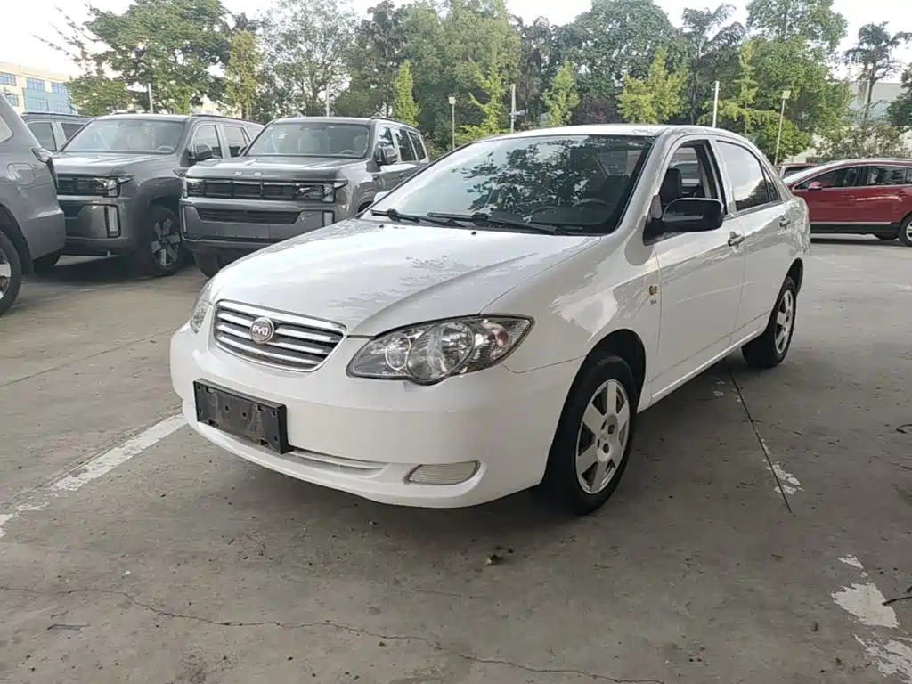 BYD F3 — фото 2