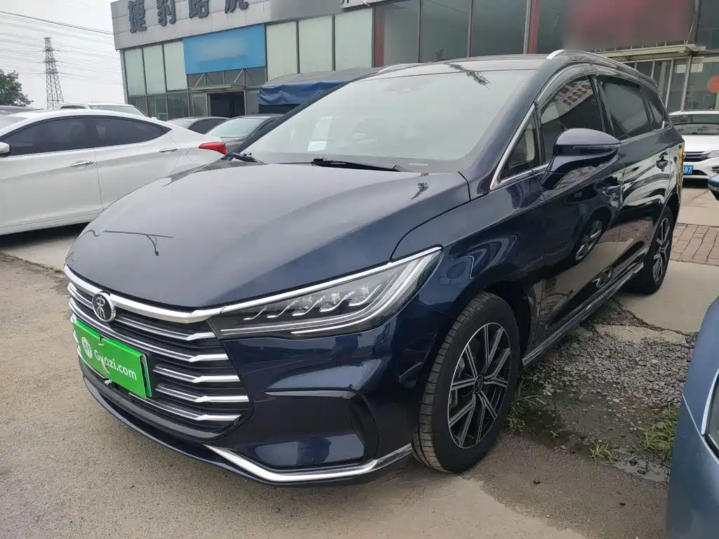 BYD MAX New Energy — фото 2