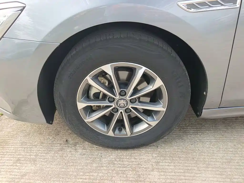 BYD Qin PLUS — фото 23