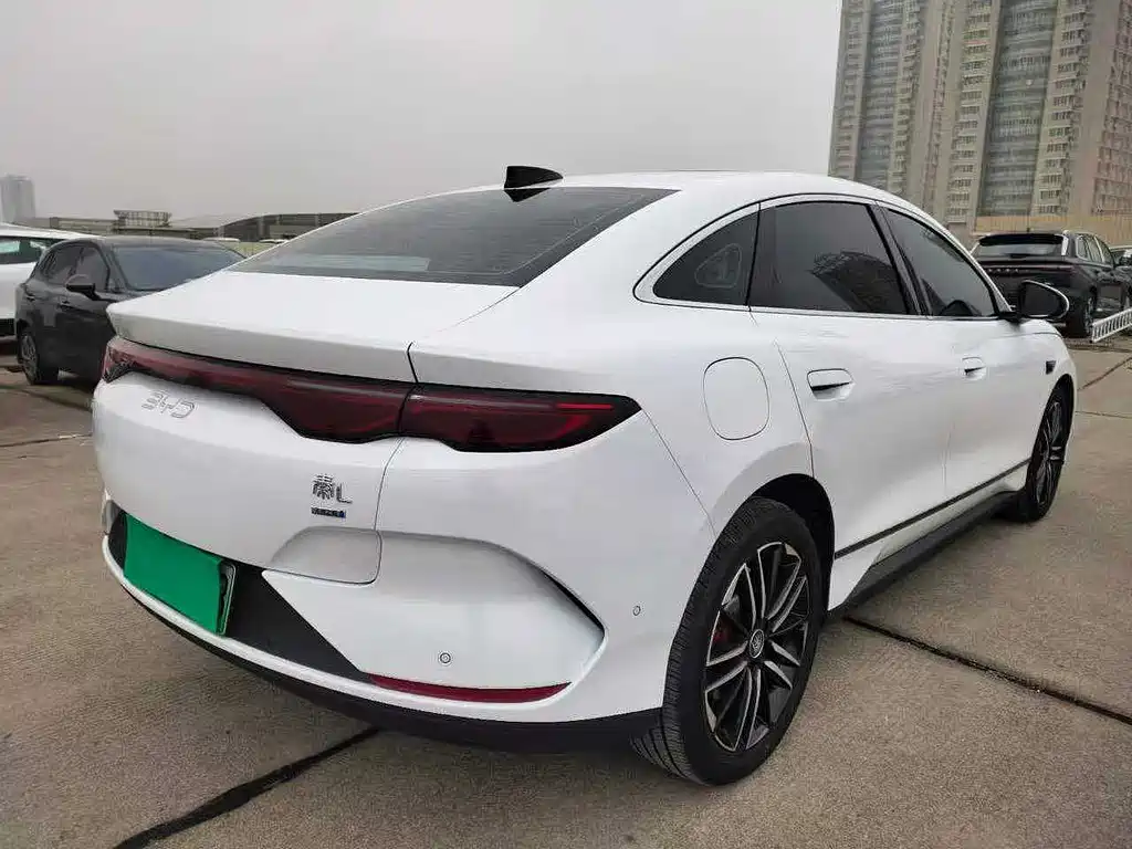 BYD Qin L — фото 5