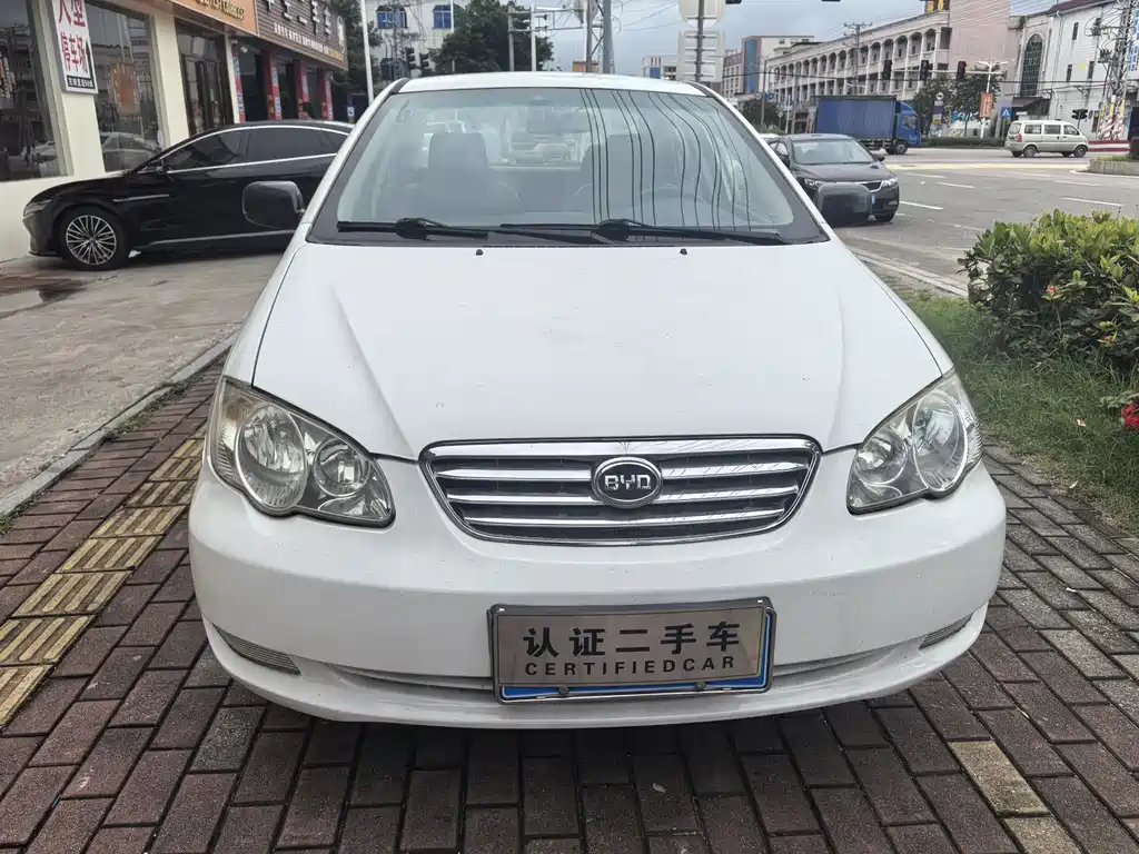 BYD F3 — фото 2