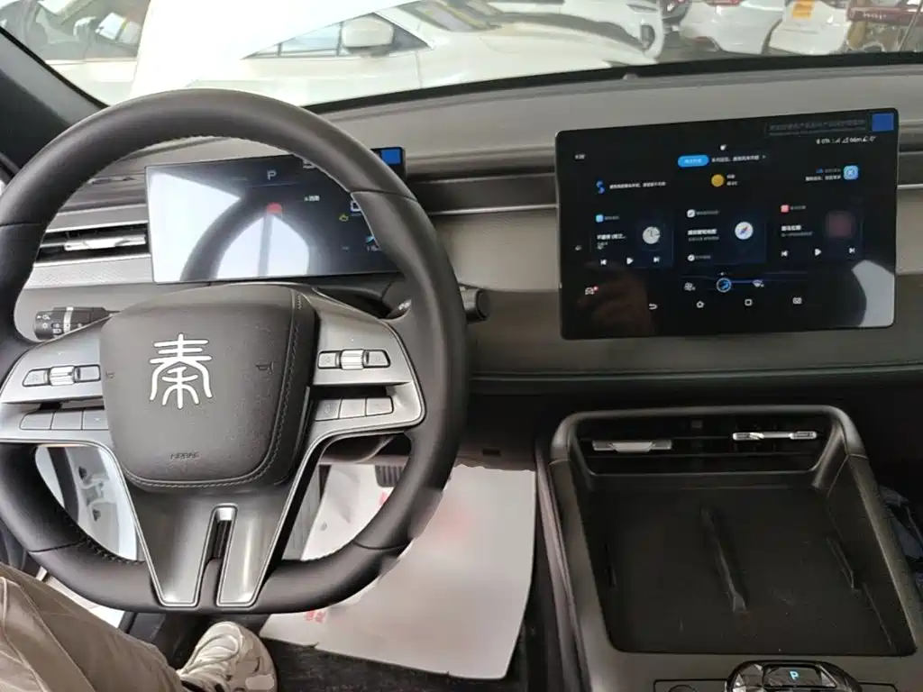 BYD Qin PLUS — фото 10