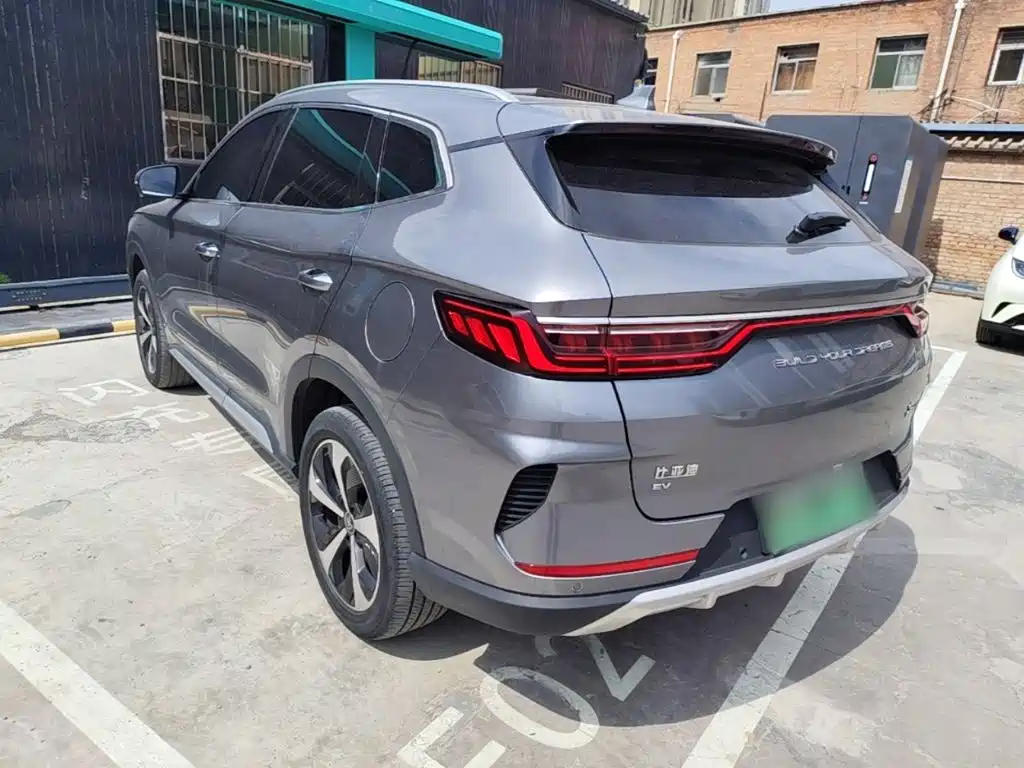 BYD PLUS New Energy — фото 5