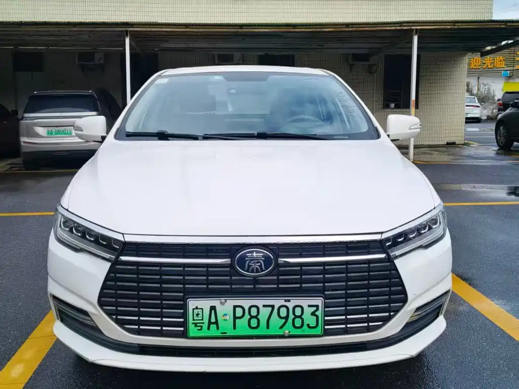 BYD Qin NEV — фото 3