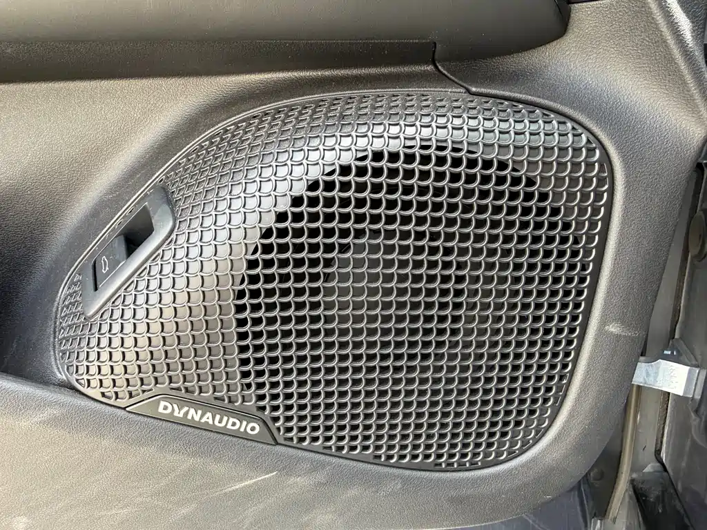 BYD Seal — фото 11