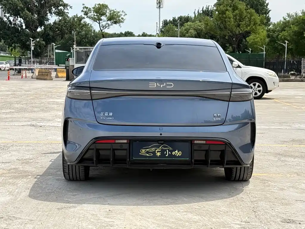 BYD Seal — фото 14
