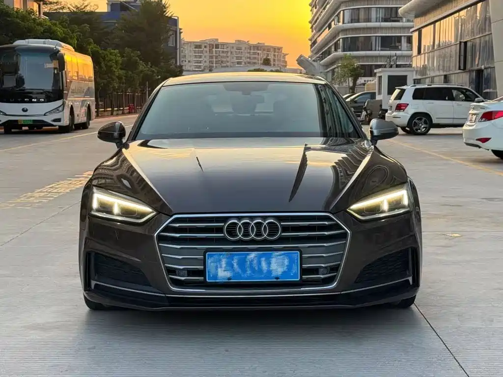 Audi A5 (Import) — фото 2