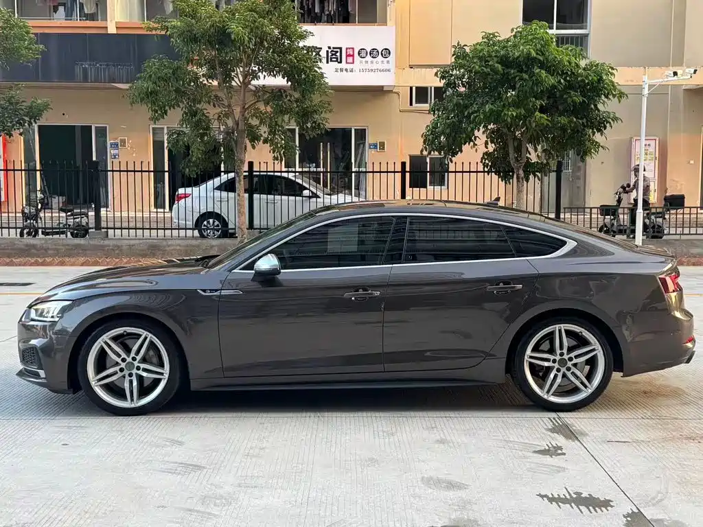 Audi A5 (Import) — фото 3