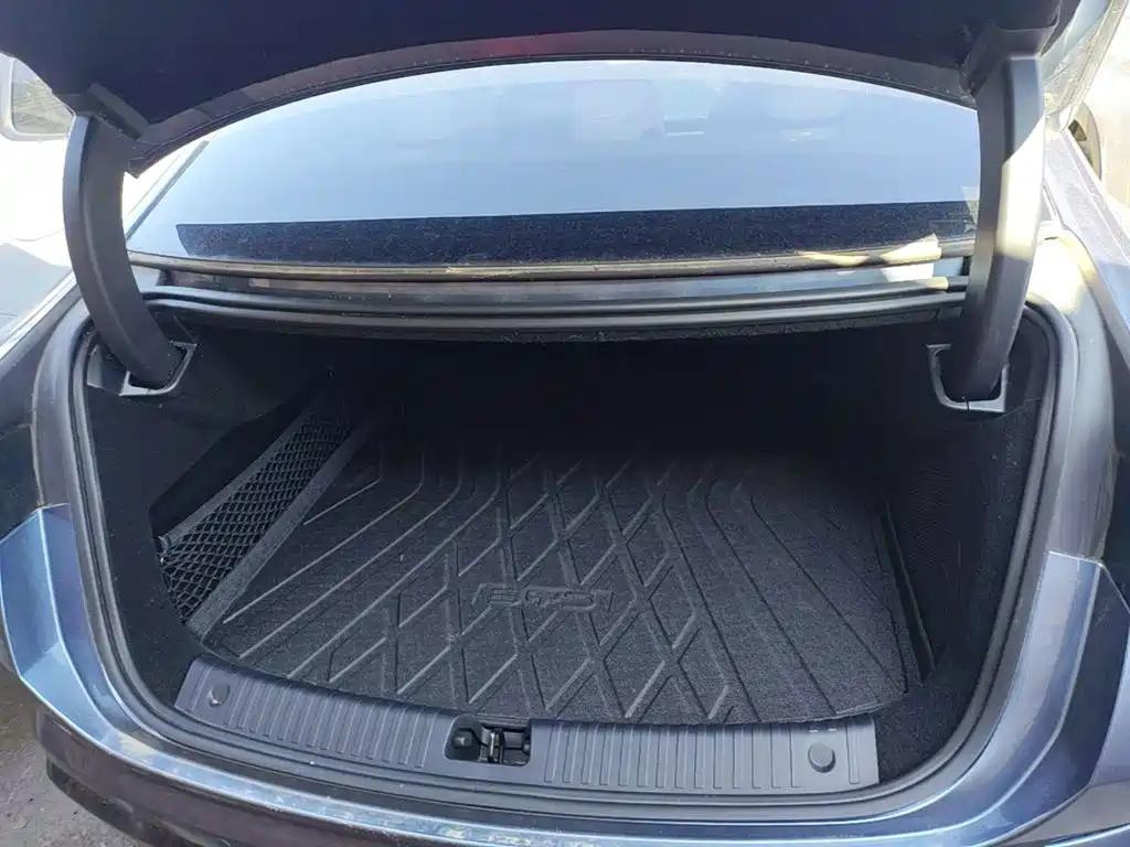 BYD Seal 07 DM-i — фото 19