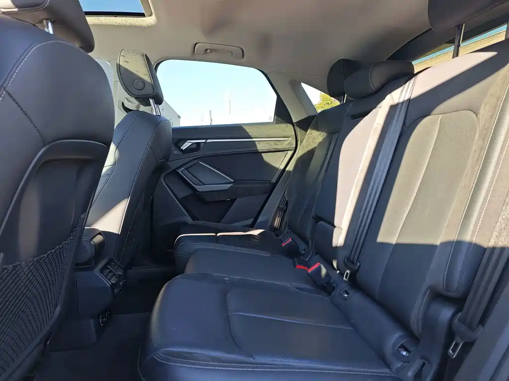 Audi Q3 Sportback — фото 6