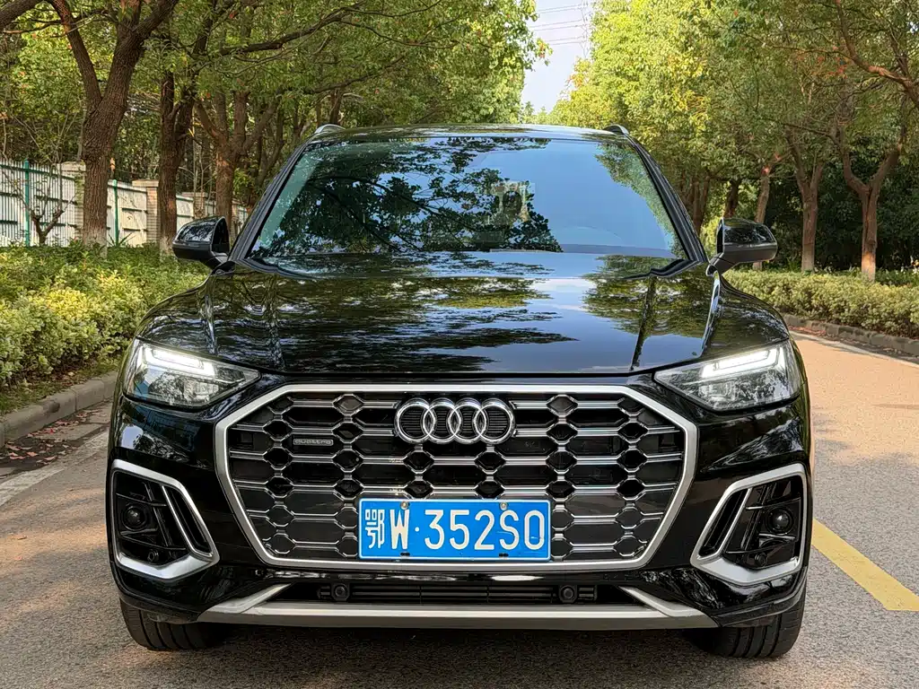 Audi Q5L — фото 2