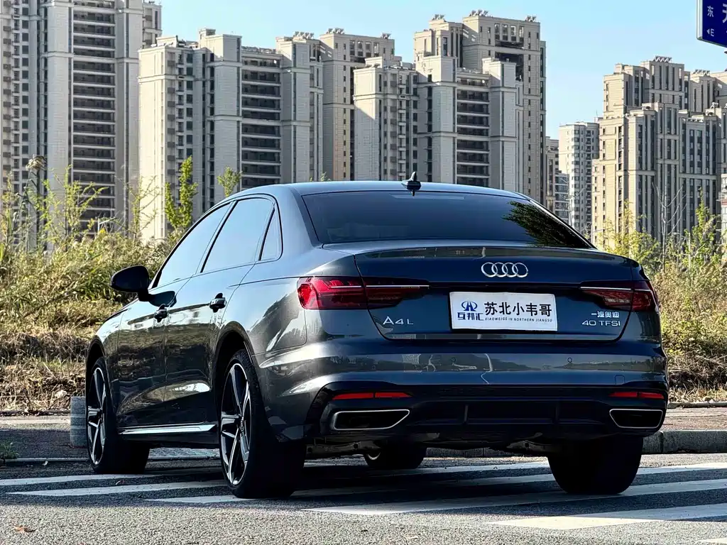 Audi A4L — фото 5