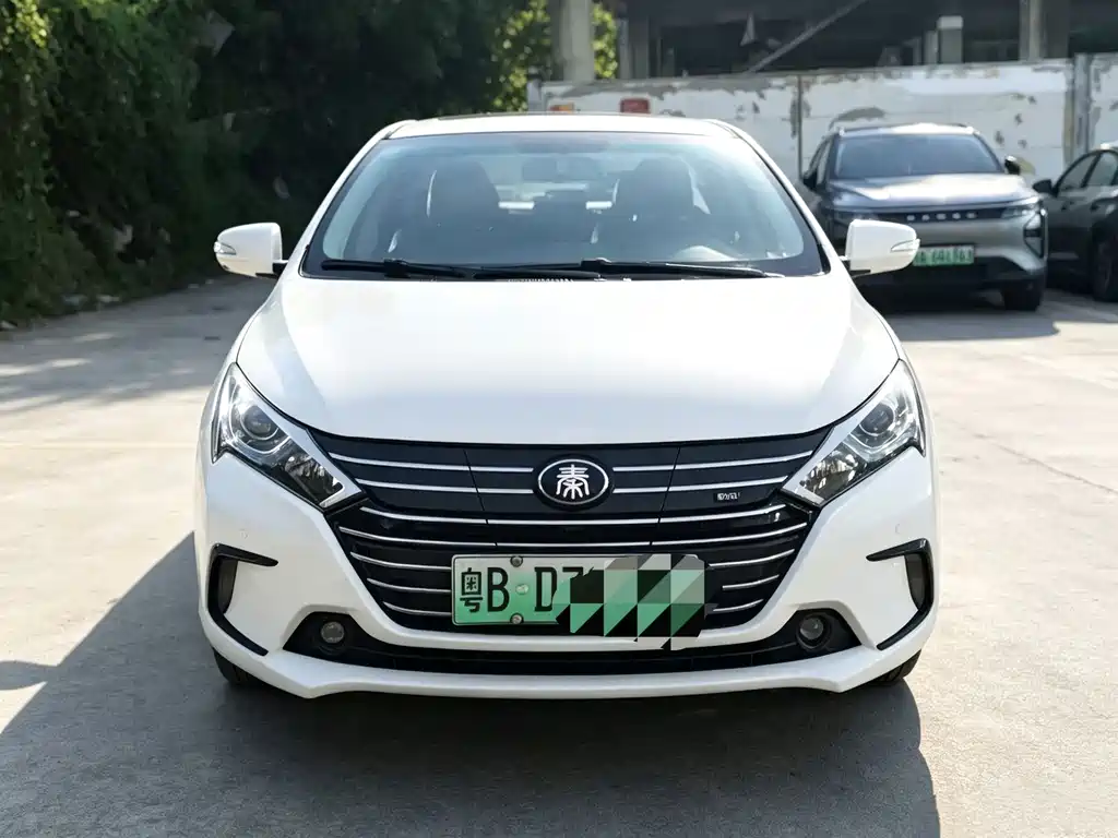 BYD Qin NEV — фото 2