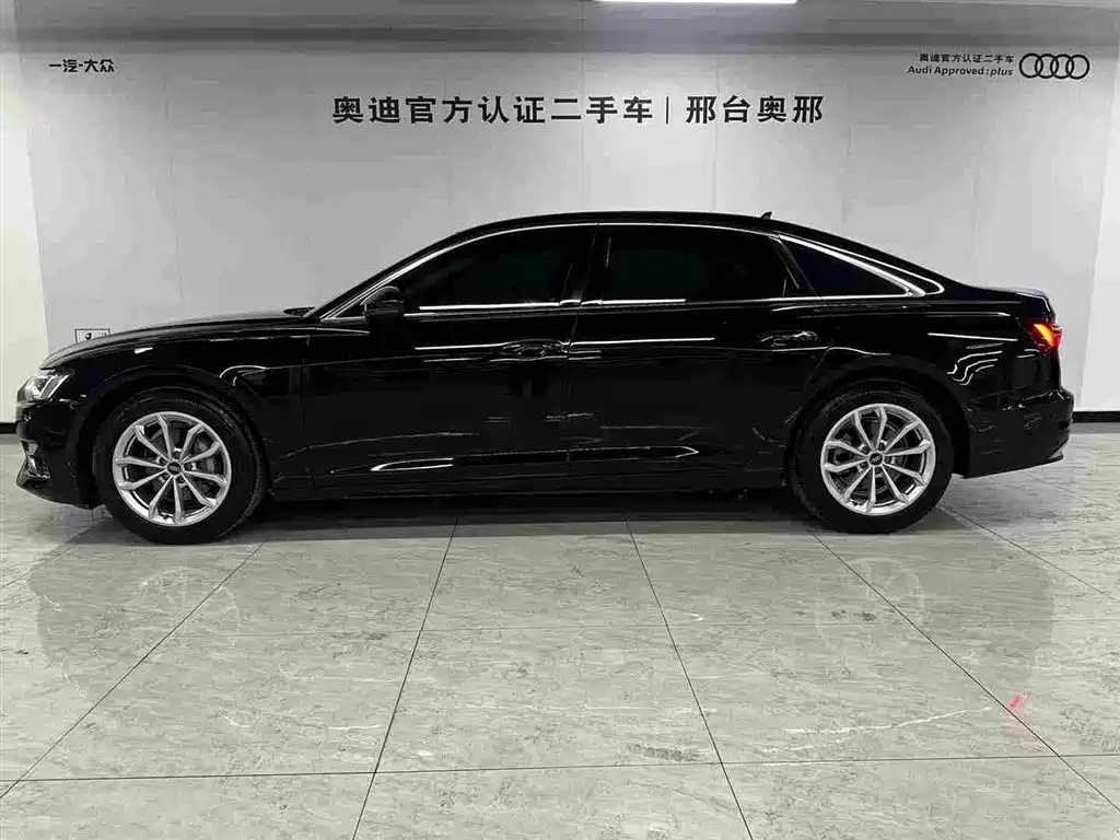Audi A6L — фото 3