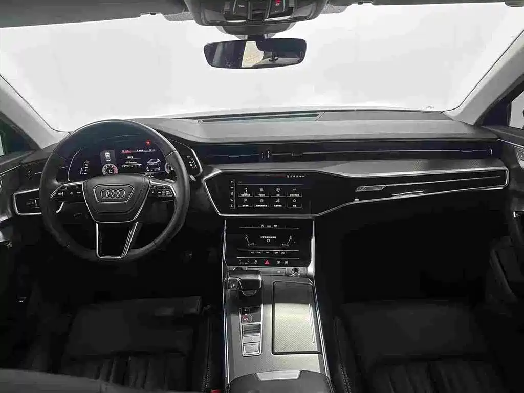 Audi A6L — фото 10