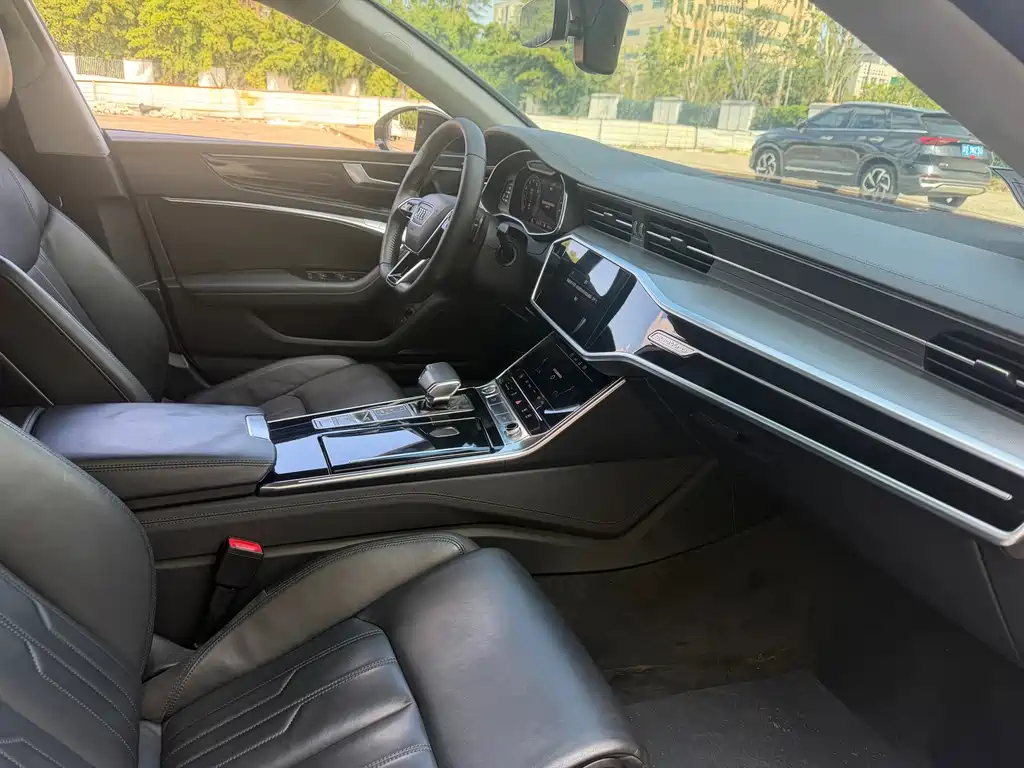 Audi A7 — фото 11