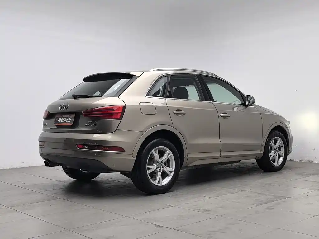 Audi Q3 — фото 2