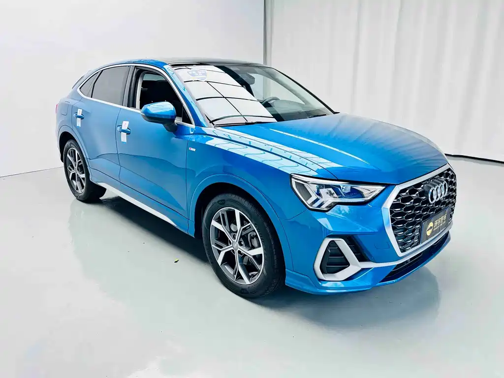 Audi Q3 Sportback — фото 3