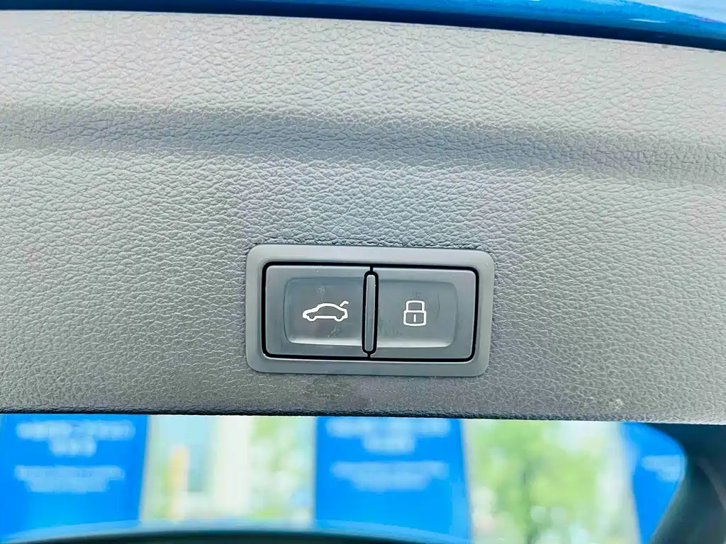 Audi Q3 Sportback — фото 22