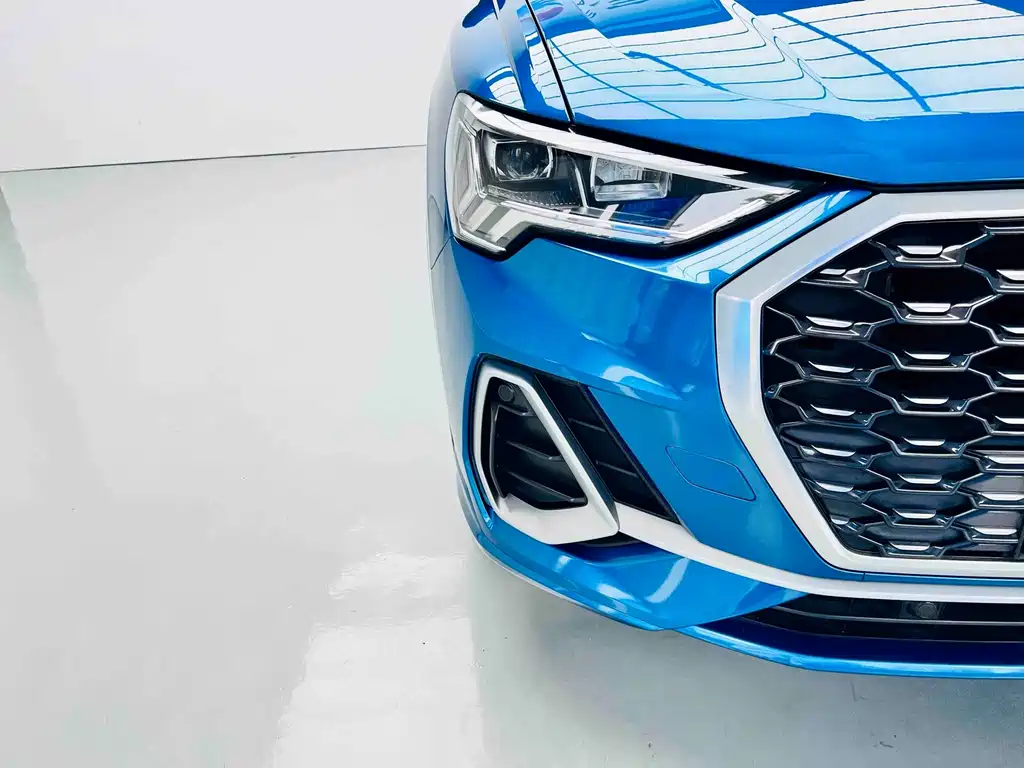 Audi Q3 Sportback — фото 6